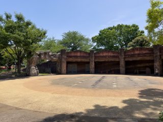 大森貝塚遺跡庭園　約240m　